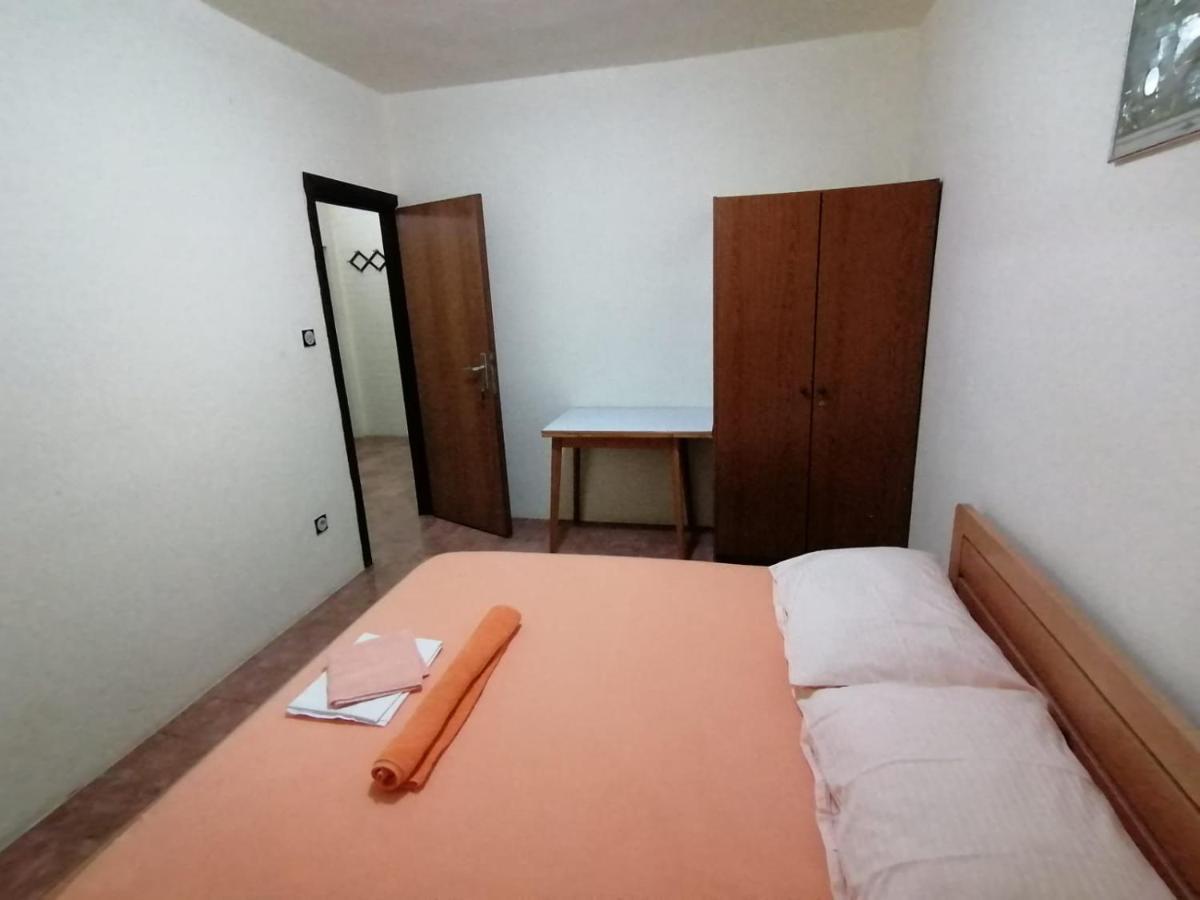 Apartmani Volaric Pag Pag Town Exterior foto